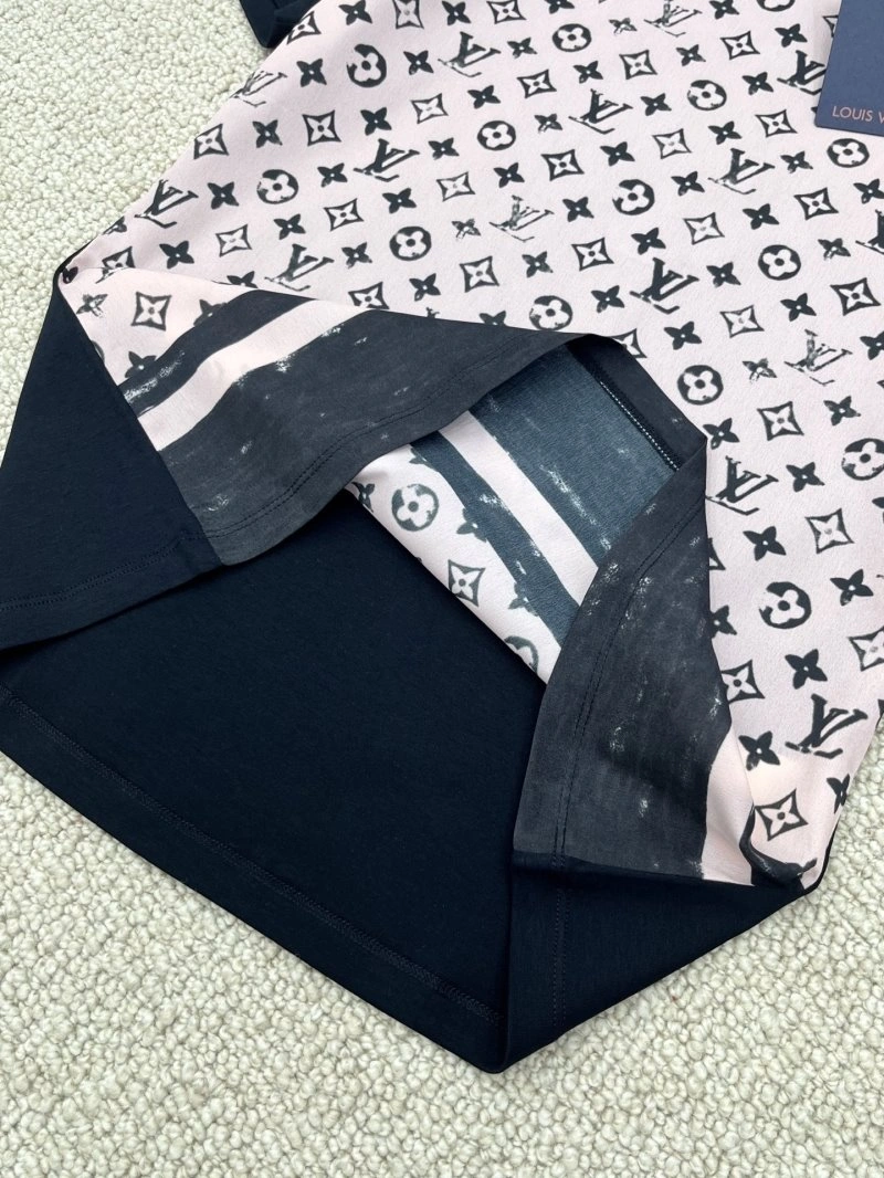 Durable Louis Vuitton T-Shirts 131346