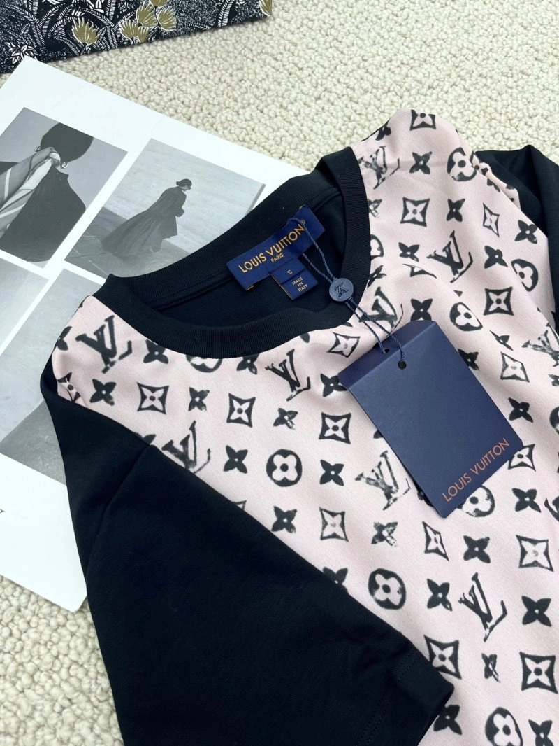 Durable Louis Vuitton T-Shirts 131346