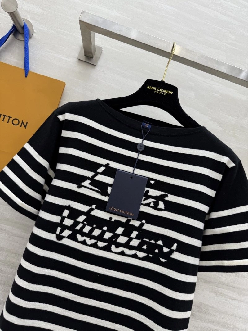 Louis Vuitton T-Shirts GoAnywhere 131339