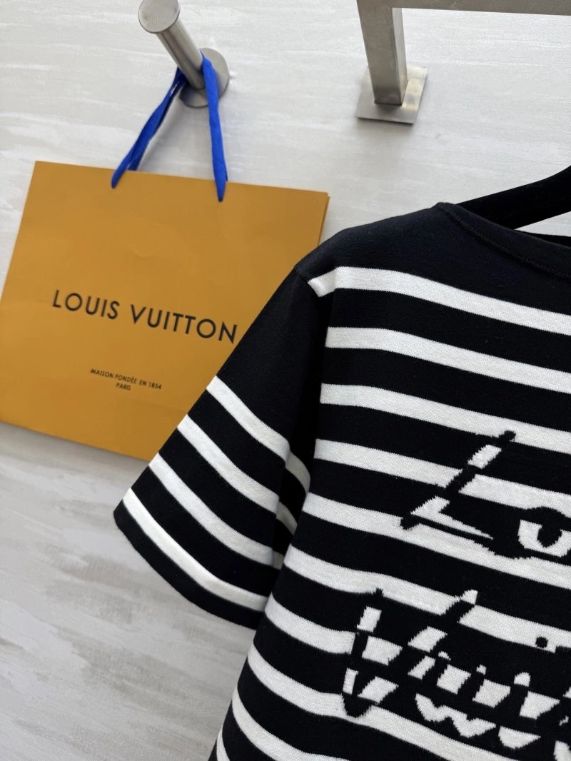 Louis Vuitton T-Shirts GoAnywhere 131339