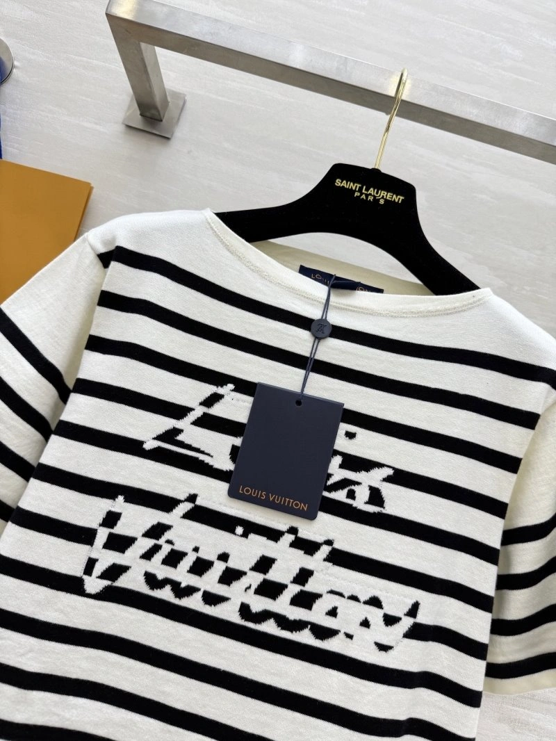 SunProtective Louis Vuitton T-Shirts 131333