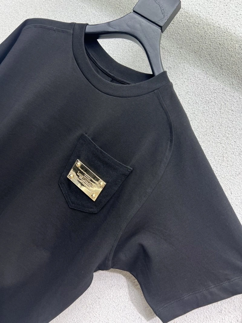 Modern Louis Vuitton T-Shirts 131331