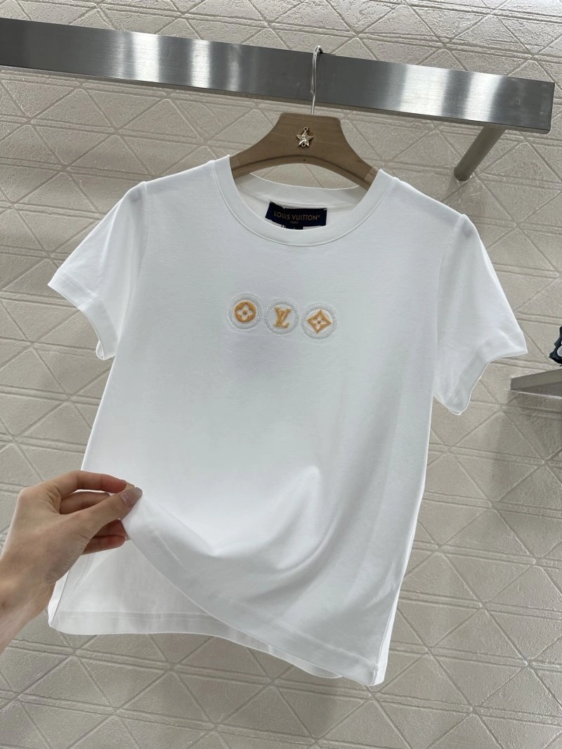 Supportive Louis Vuitton T-Shirts 131316