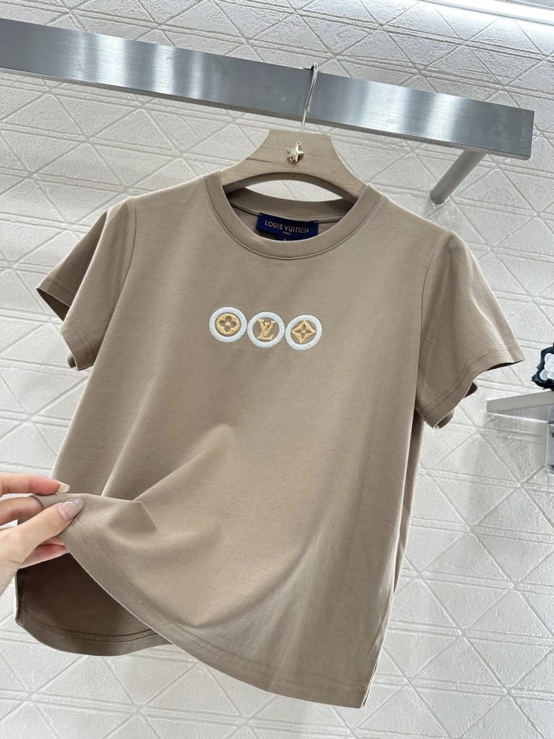 Comfortable Louis Vuitton T-Shirts 131317