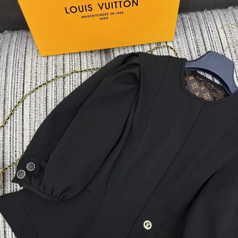 Louis Vuitton T-Shirts WellDesigned 131319