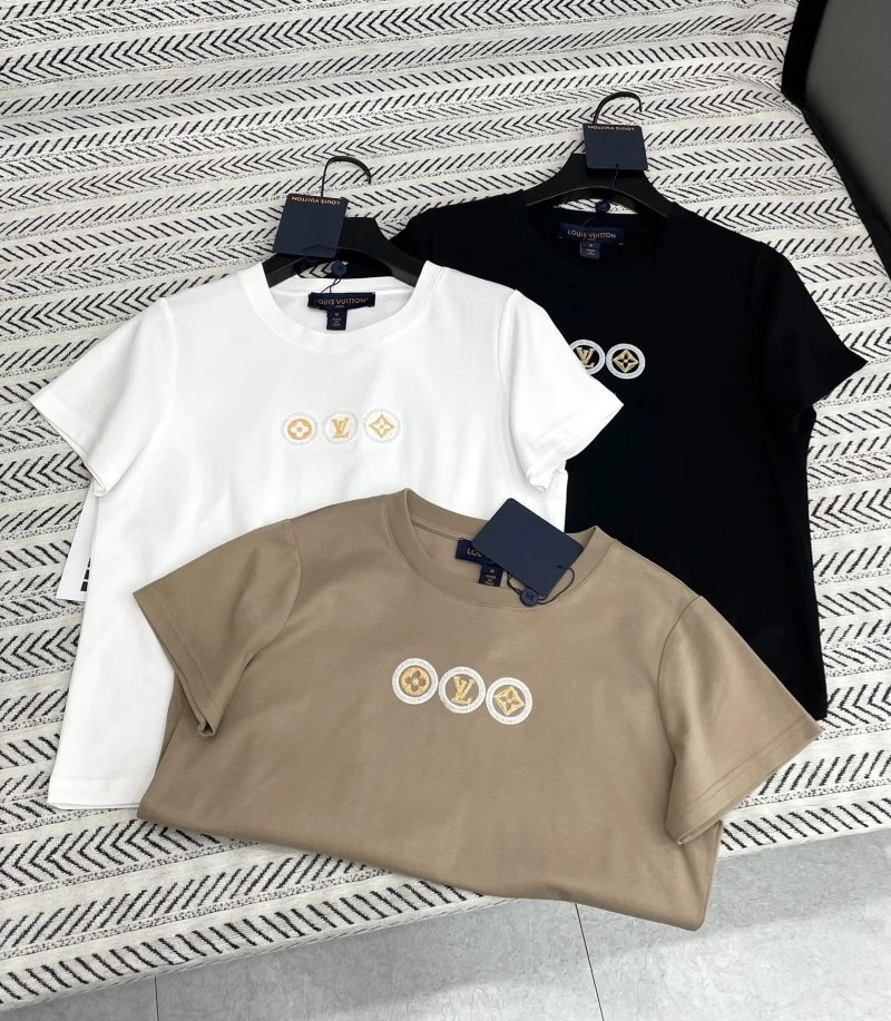 Breathable Louis Vuitton T-Shirts 131312