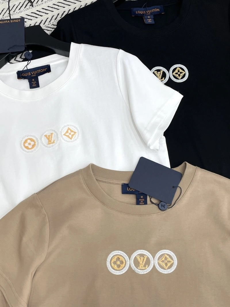 Breathable Louis Vuitton T-Shirts 131312