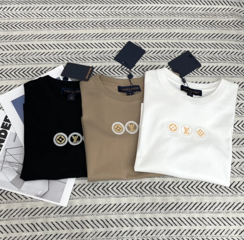 Breathable Louis Vuitton T-Shirts 131312