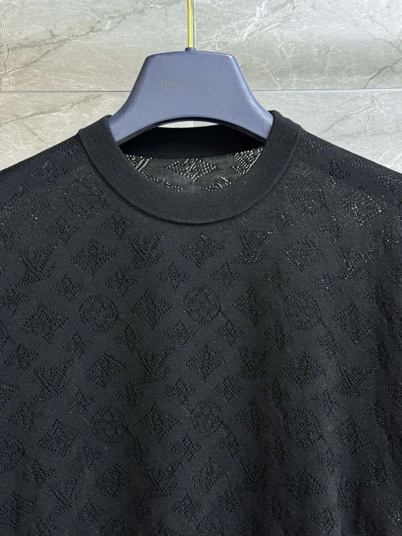 Louis Vuitton T-Shirts FashionForward 131309