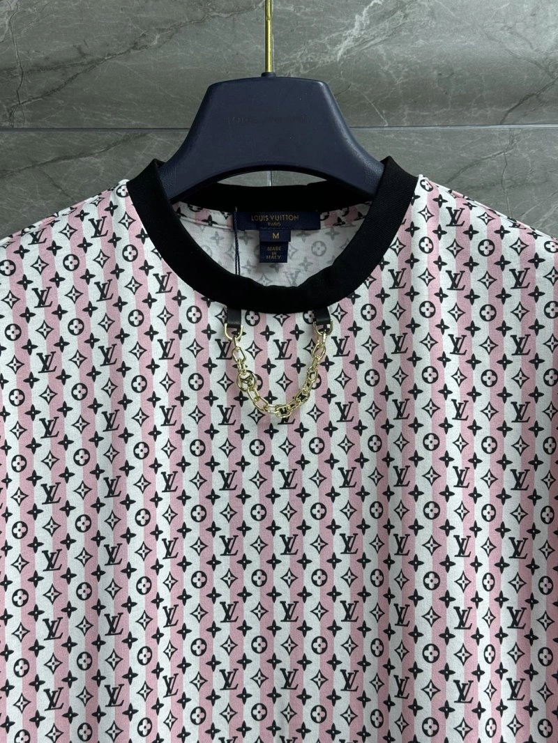 Louis Vuitton T-Shirts SmartChoice 131305