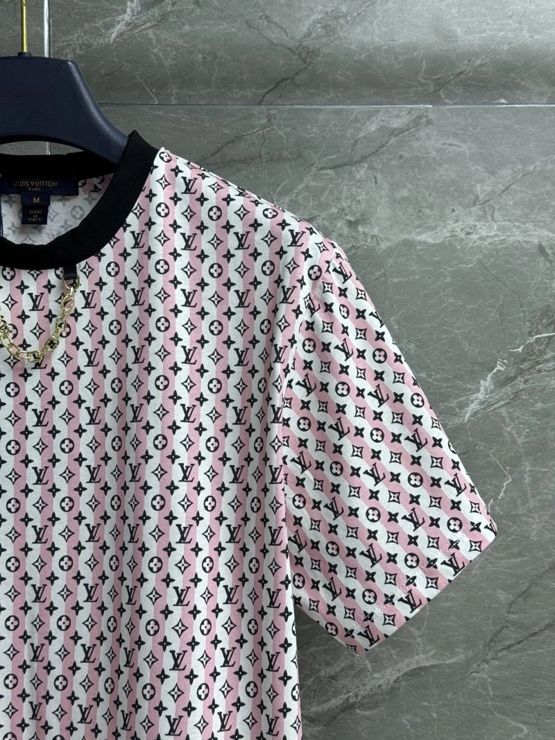 Louis Vuitton T-Shirts SmartChoice 131305