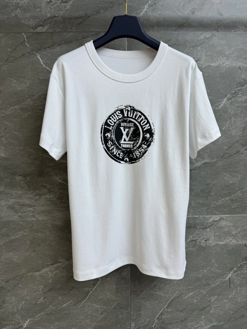 Vibrant Louis Vuitton T-Shirts 131282