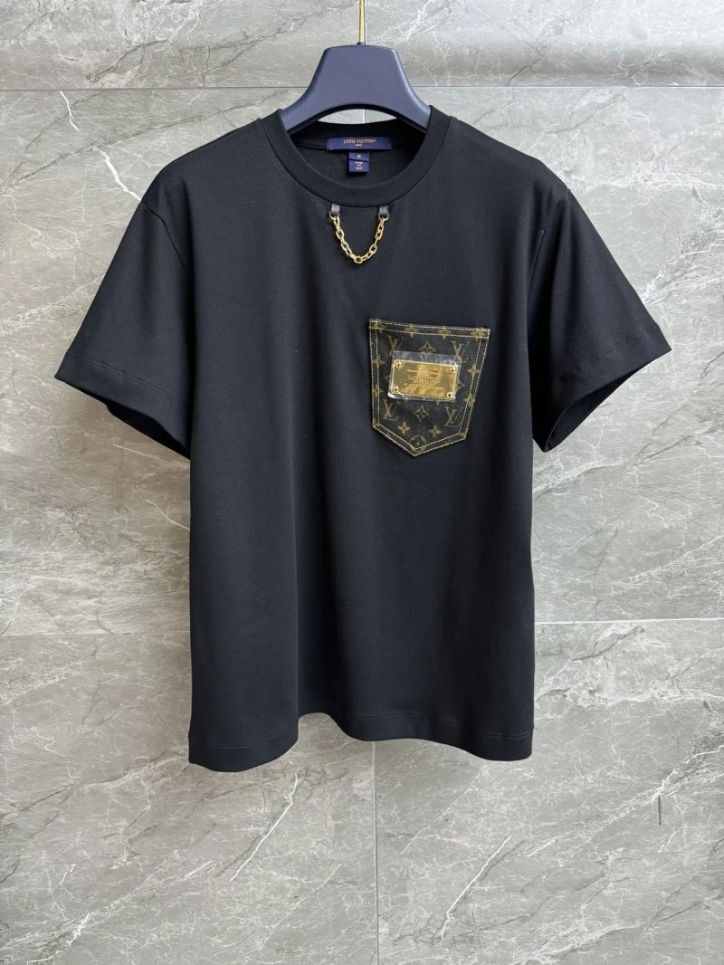 Lightweight Louis Vuitton T-Shirts 131296