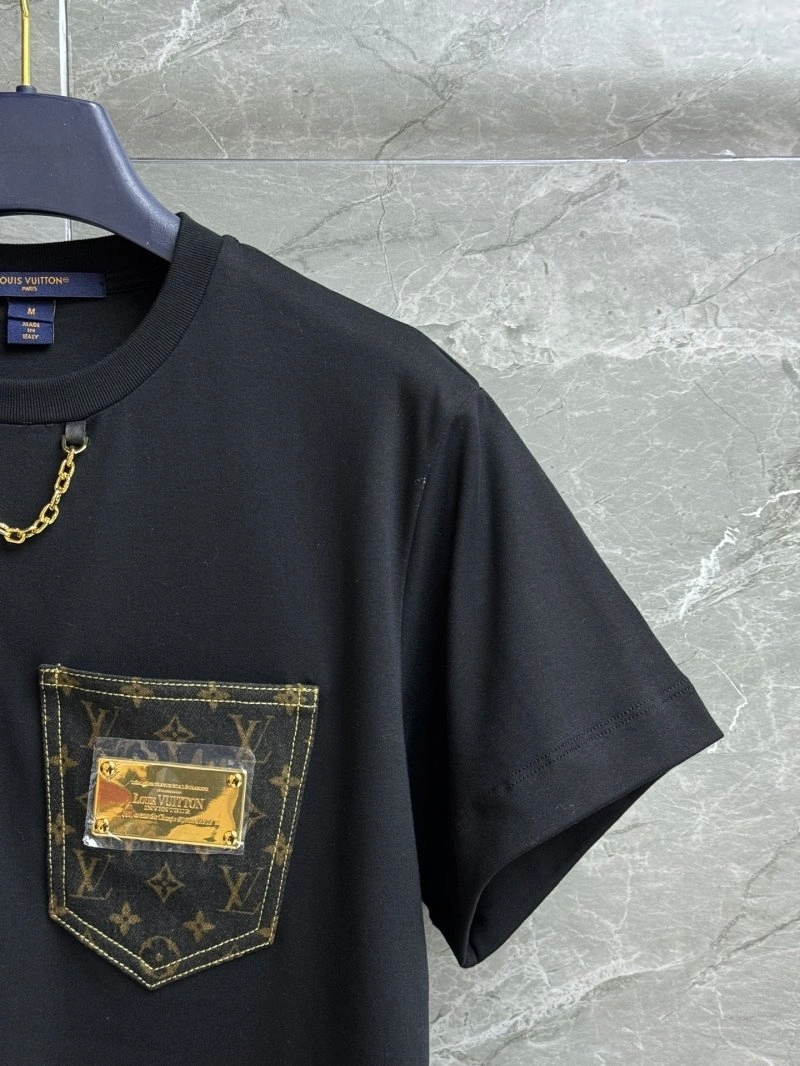 Lightweight Louis Vuitton T-Shirts 131296