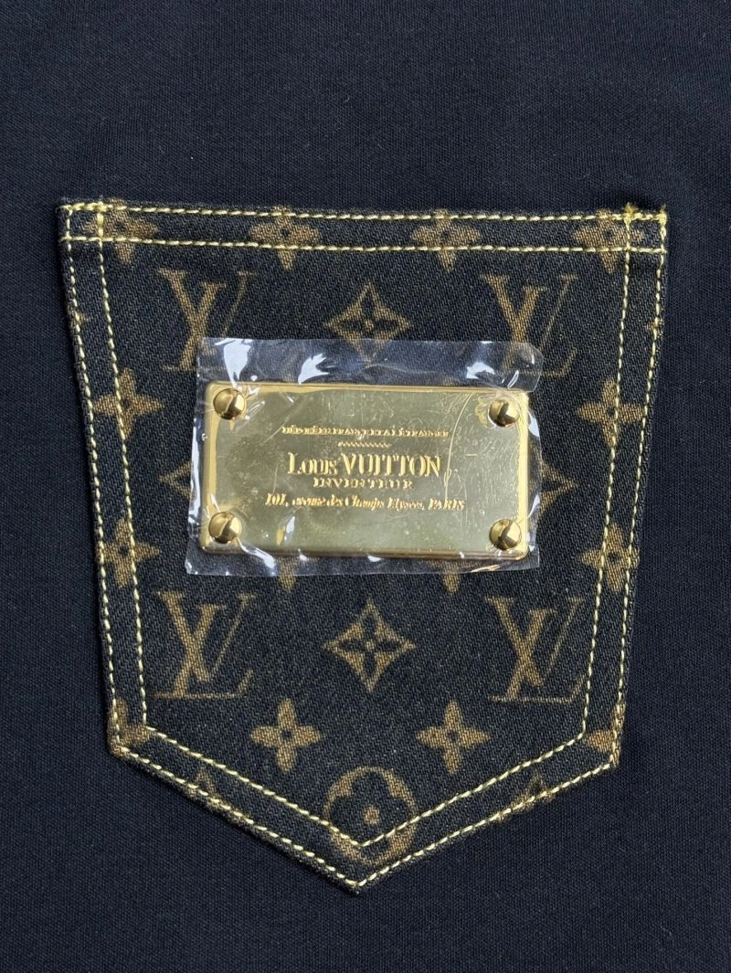 Lightweight Louis Vuitton T-Shirts 131296