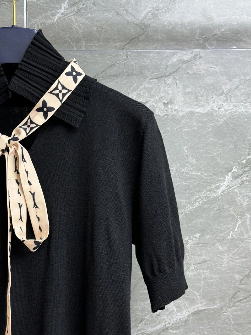 OnTrend Louis Vuitton T-Shirts 131283