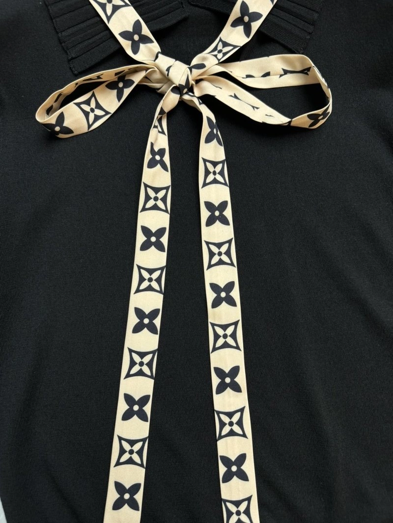 OnTrend Louis Vuitton T-Shirts 131283