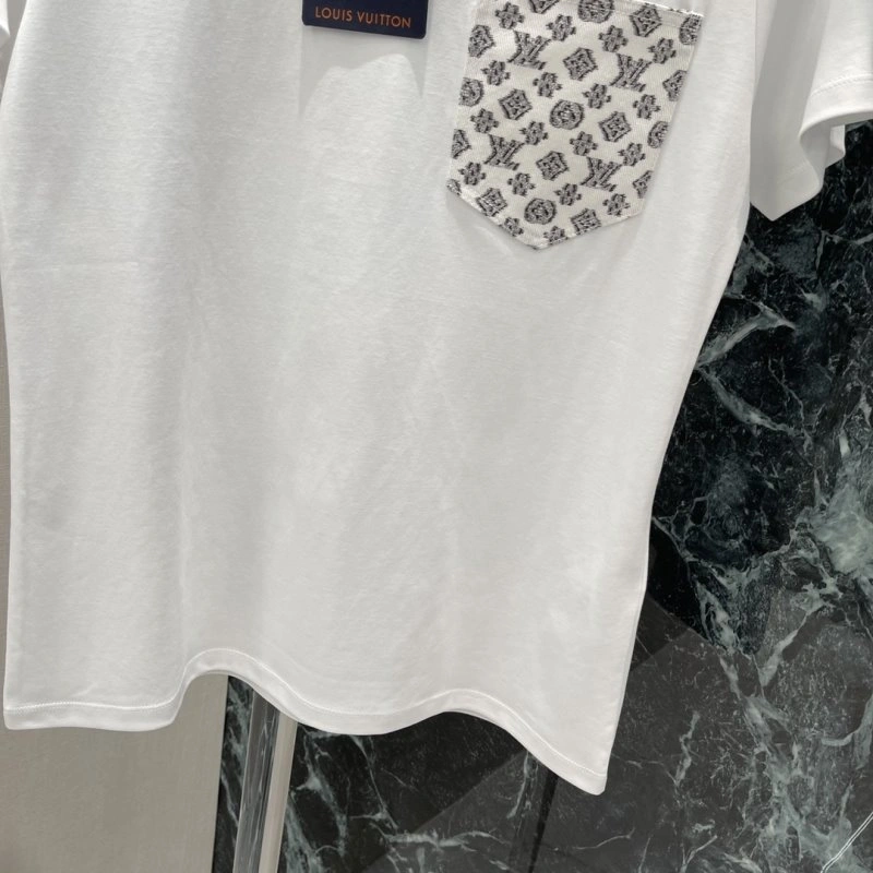 Breathable Louis Vuitton T-Shirts 131290