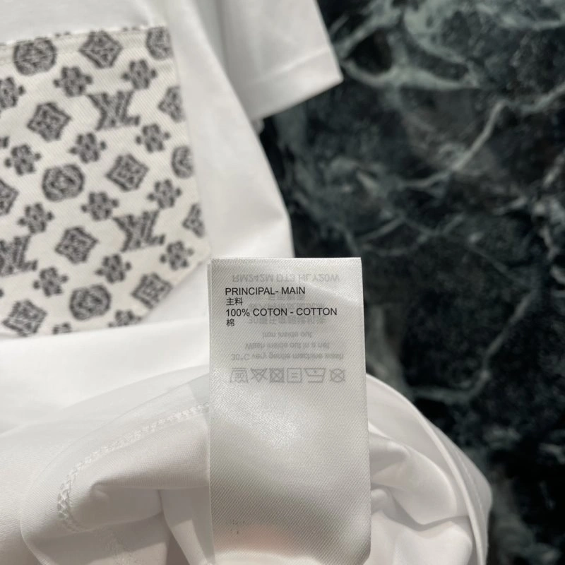 Breathable Louis Vuitton T-Shirts 131290