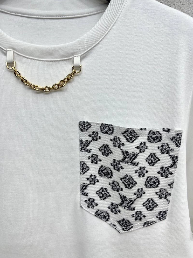 ModernLook Louis Vuitton T-Shirts 131295