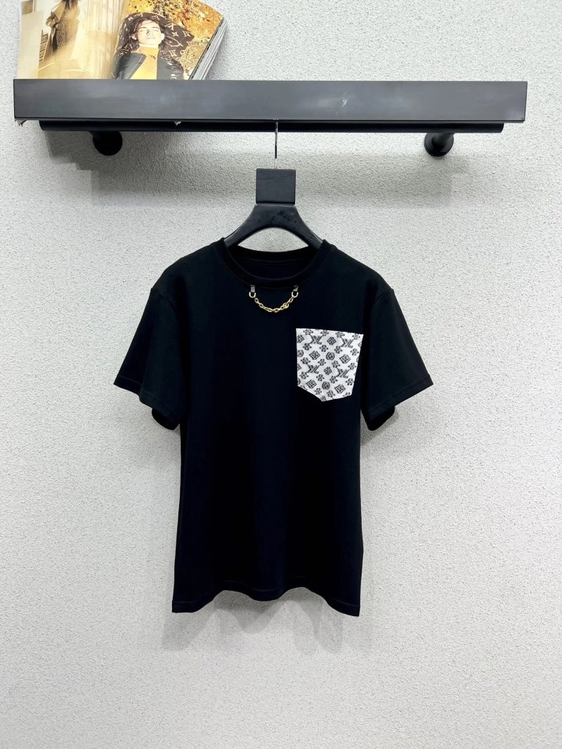 ModernLook Louis Vuitton T-Shirts 131295
