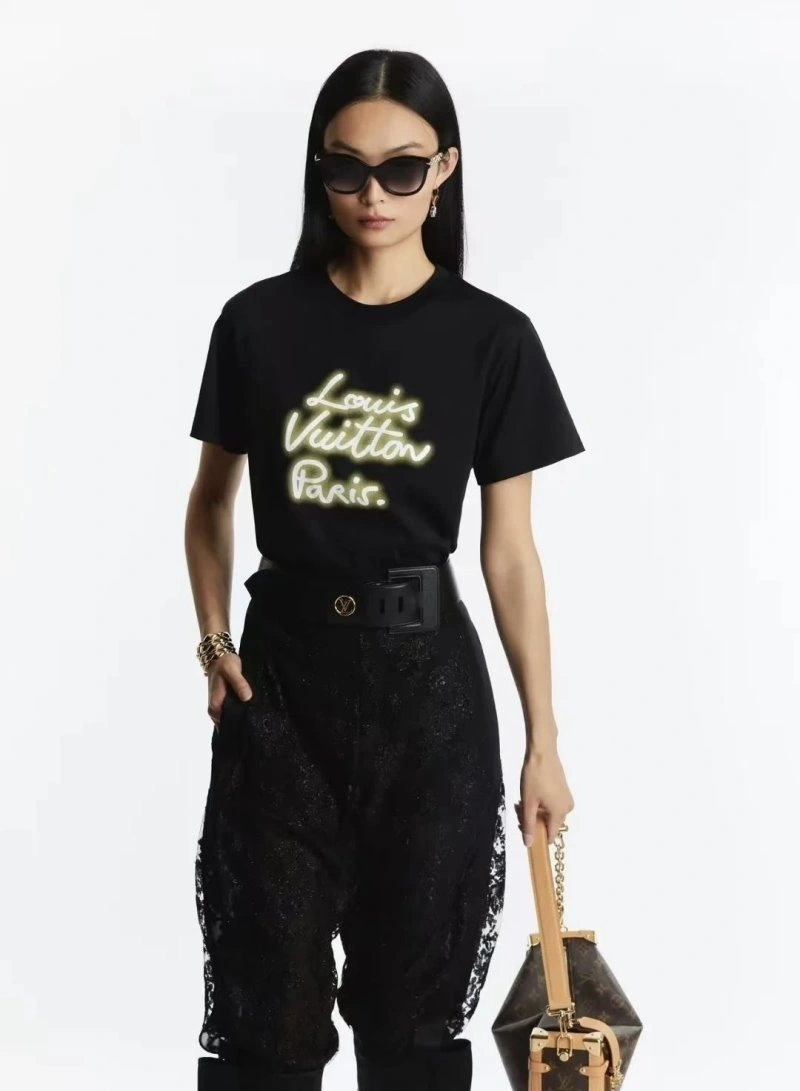 Louis Vuitton T-Shirts Trendy 131247