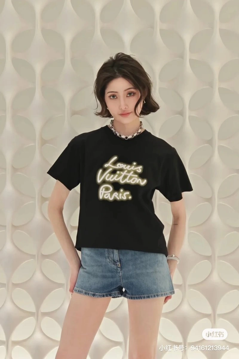 Louis Vuitton T-Shirts Trendy 131247