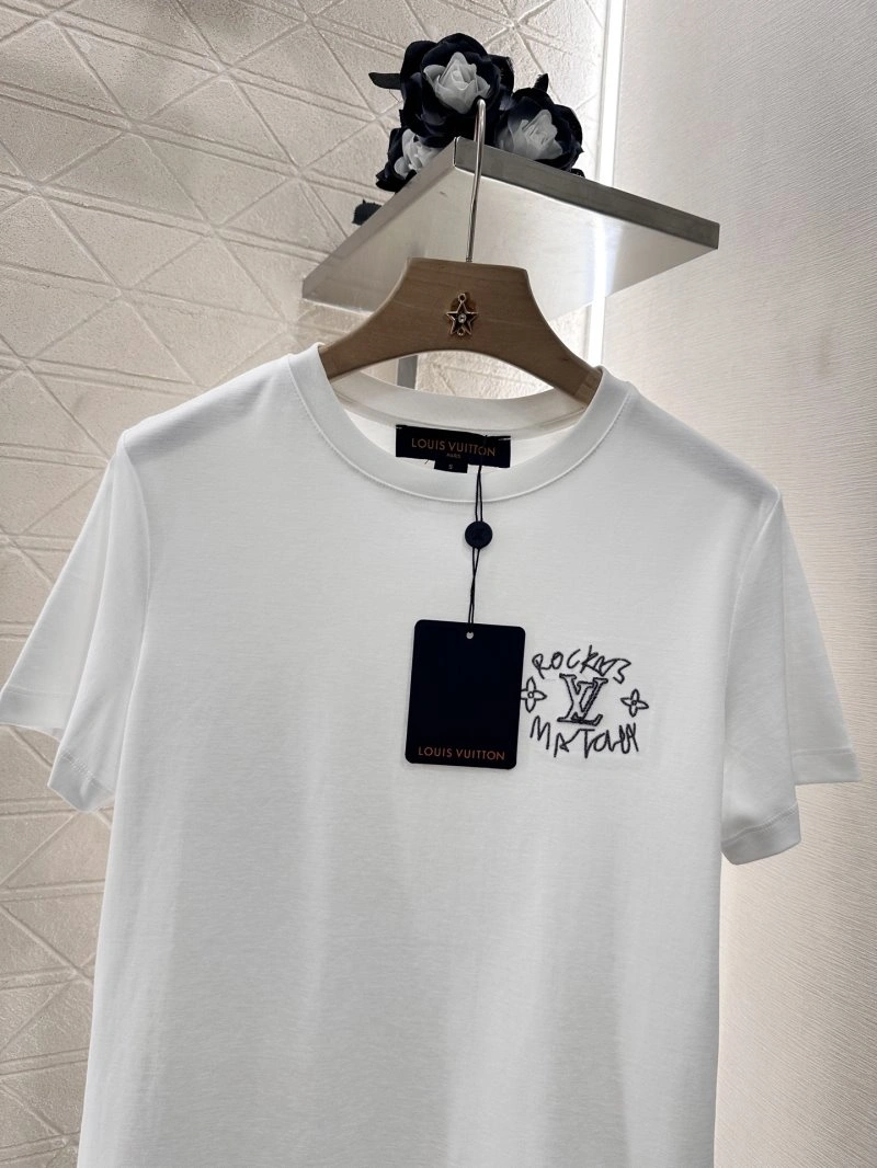 FlexibleFit Louis Vuitton T-Shirts 131251
