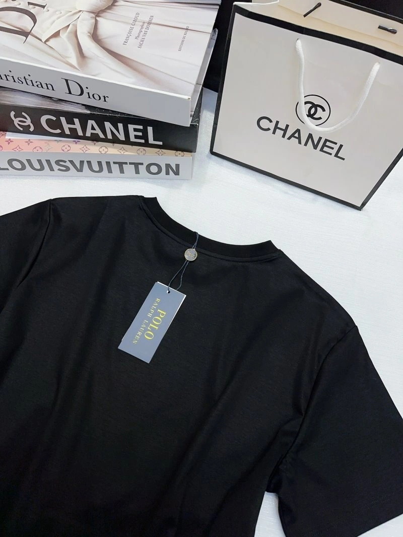 Premium Louis Vuitton T-Shirts 131231