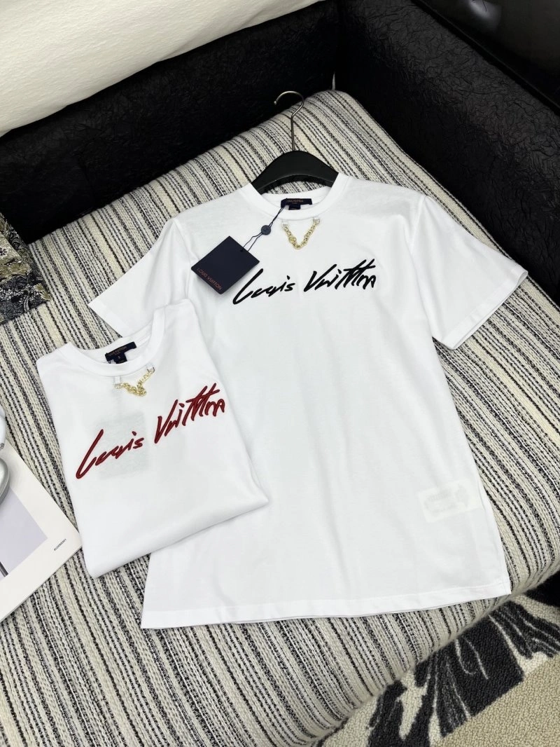 Louis Vuitton T-Shirts Affordable 131240