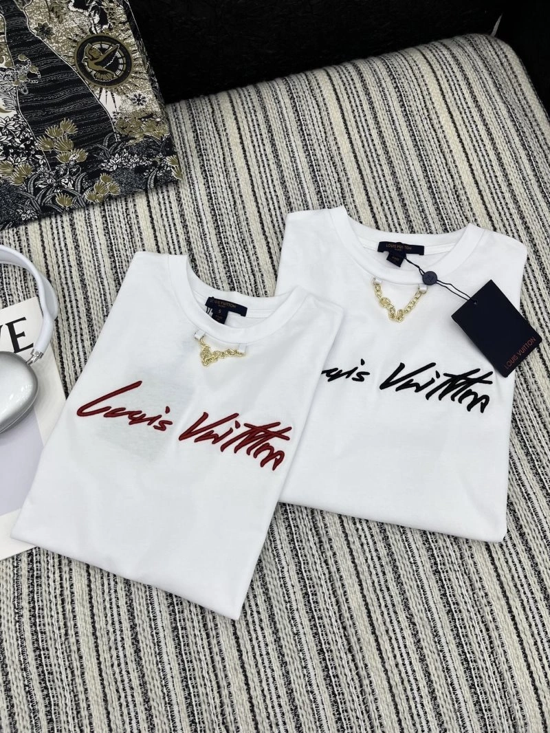 Louis Vuitton T-Shirts Affordable 131240