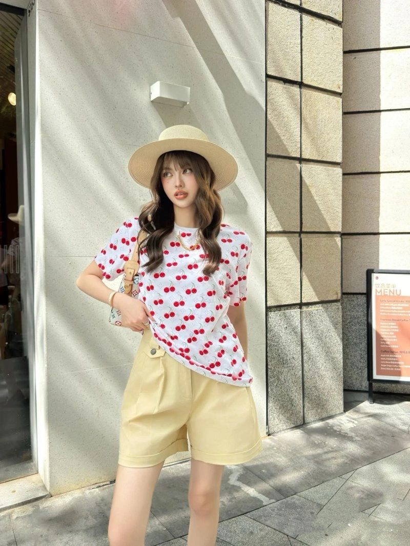 SoftTouch Louis Vuitton T-Shirts 131230