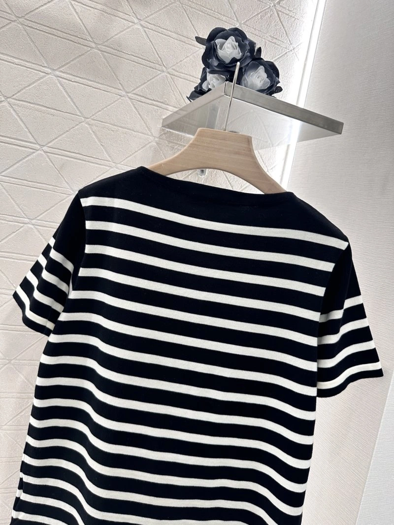 Sporty Louis Vuitton T-Shirts 131225