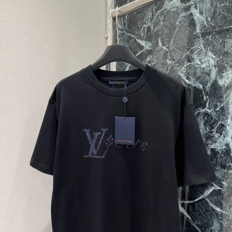 Durable Louis Vuitton T-Shirts 131224