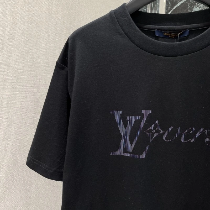 Durable Louis Vuitton T-Shirts 131224