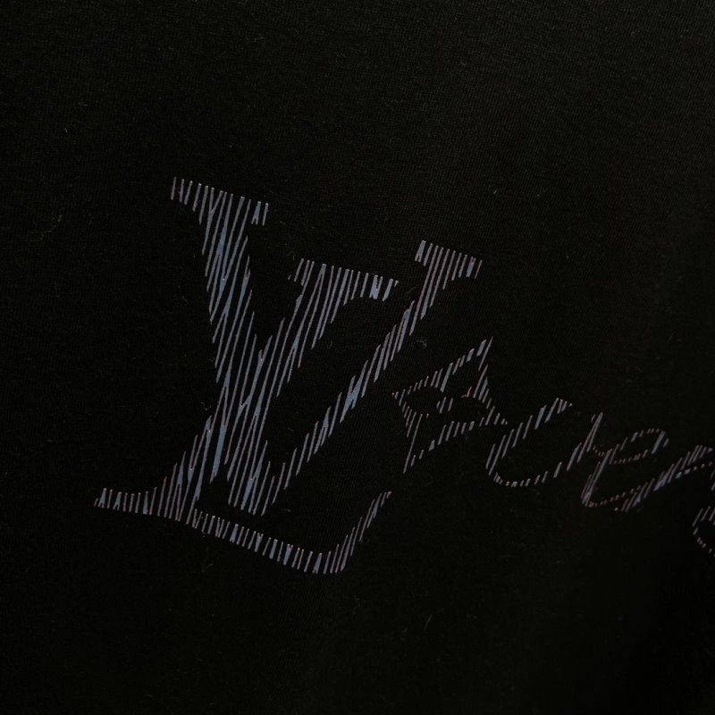 Durable Louis Vuitton T-Shirts 131224