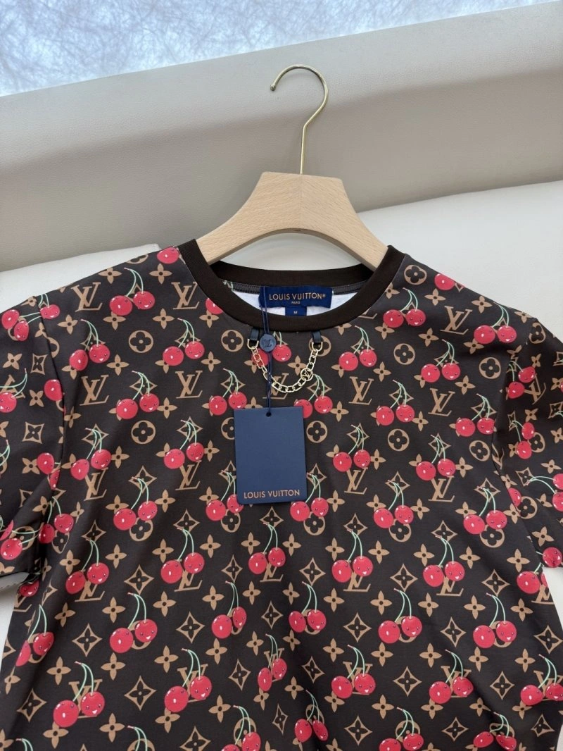 TravelReady Louis Vuitton T-Shirts 131211