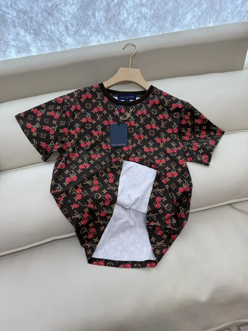 TravelReady Louis Vuitton T-Shirts 131211