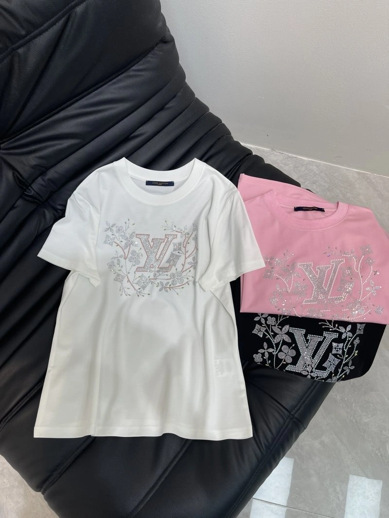 Louis Vuitton T-Shirts HighPerformance 131198