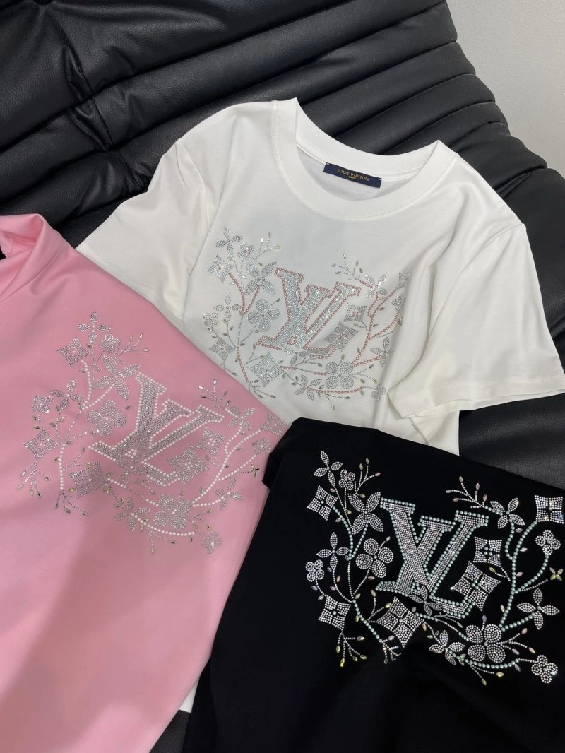 Louis Vuitton T-Shirts HighPerformance 131198