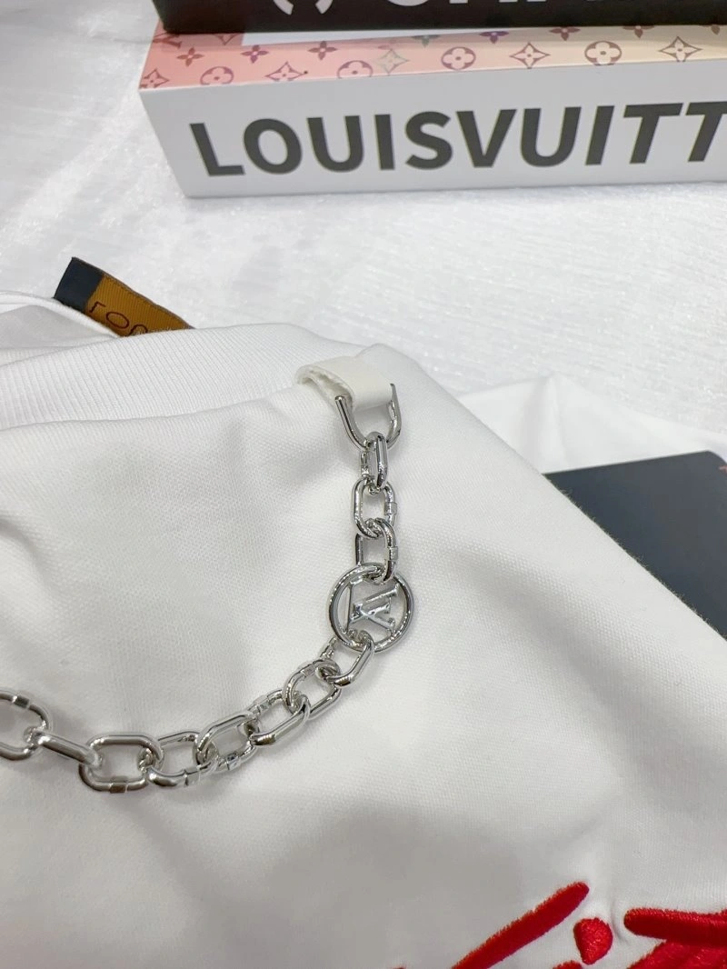 Louis Vuitton T-Shirts WrinkleFree 131195