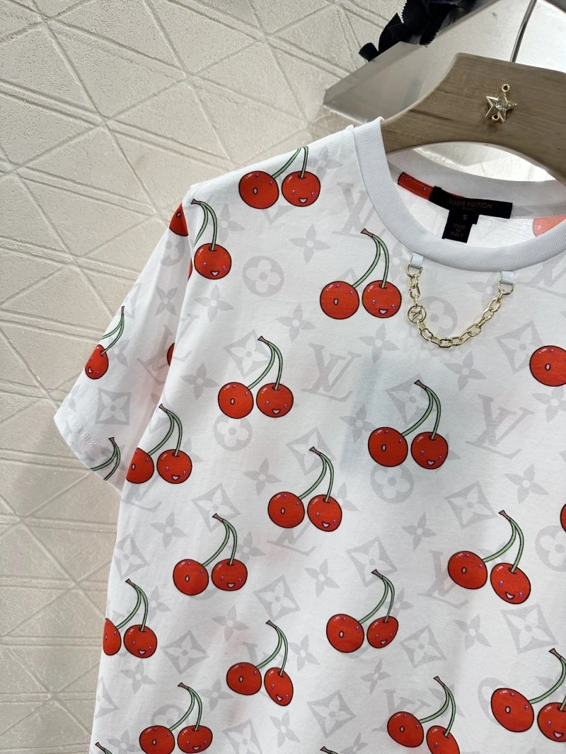 Louis Vuitton T-Shirts Refined 131216
