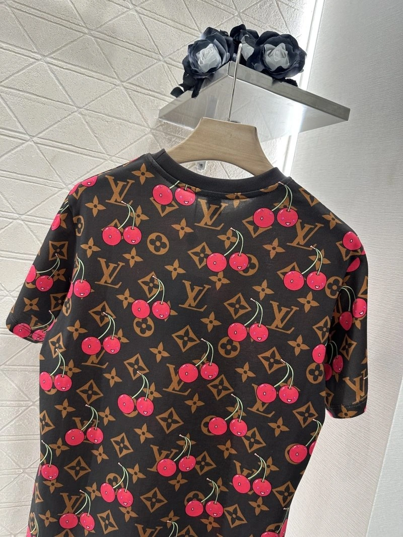 SmoothTexture Louis Vuitton T-Shirts 131217