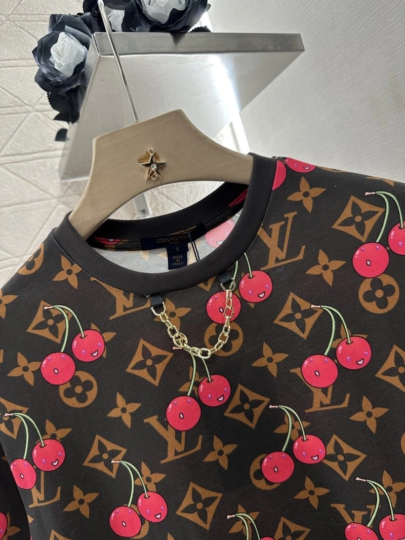 SmoothTexture Louis Vuitton T-Shirts 131217