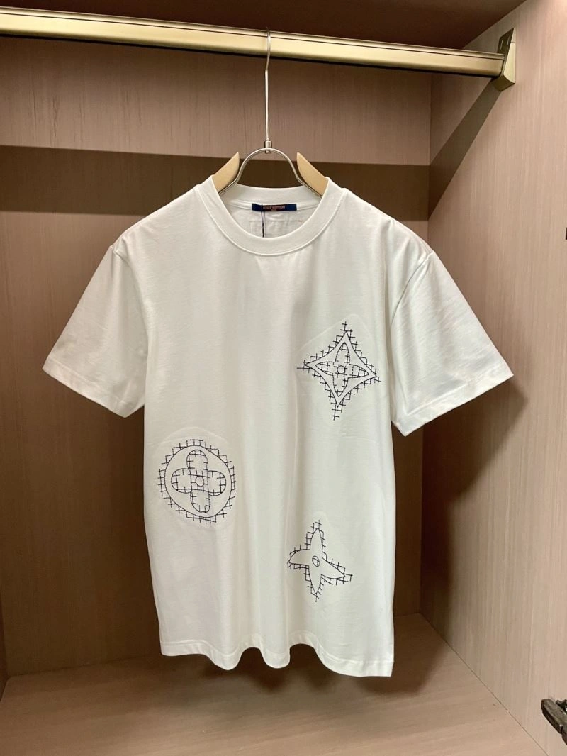 Original Louis Vuitton T-Shirts 133664
