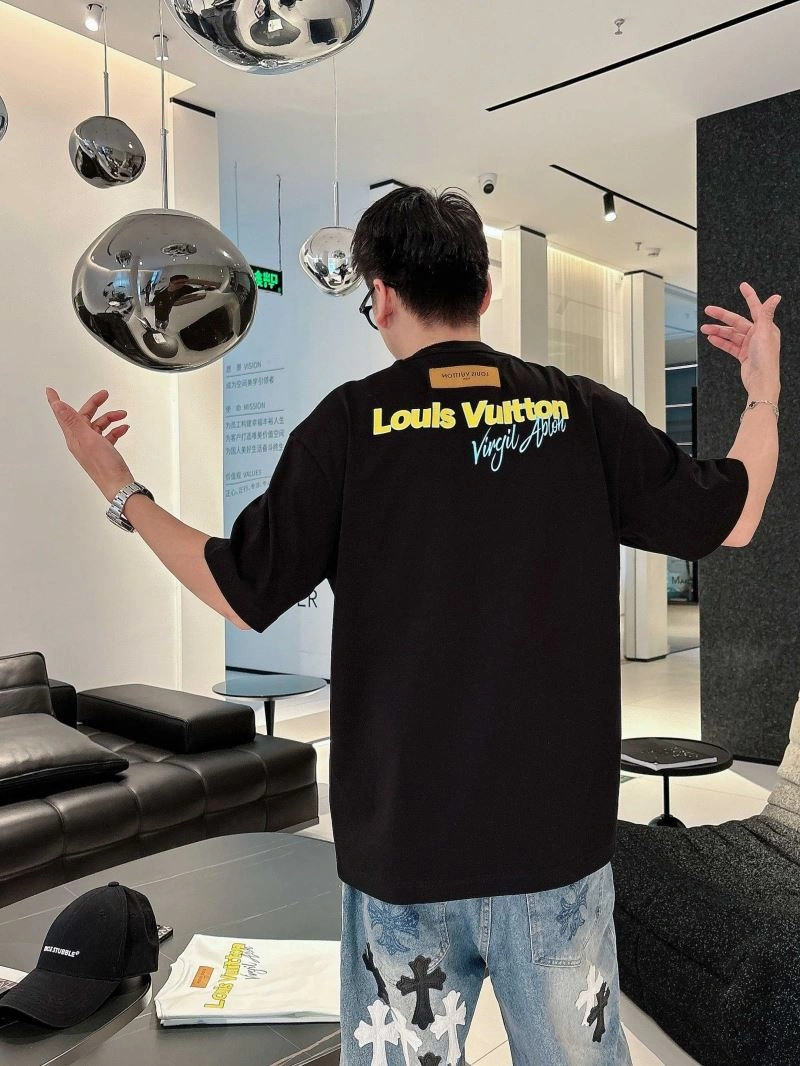 HighQuality Louis Vuitton T-Shirts 133671