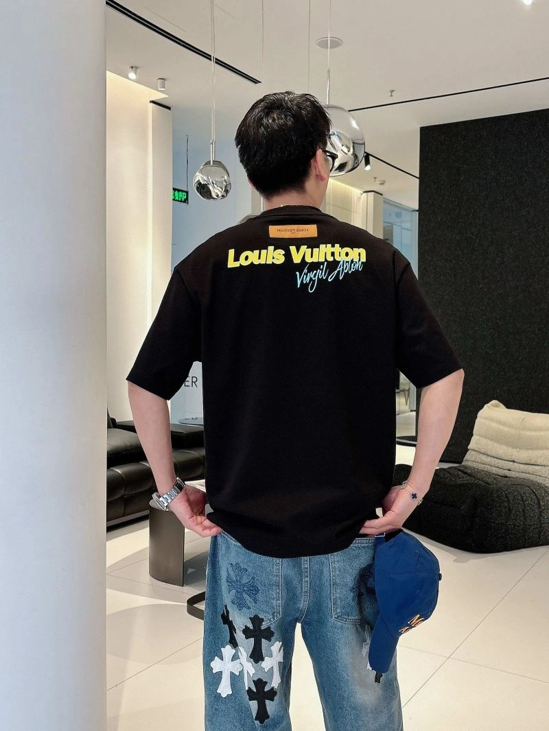 HighQuality Louis Vuitton T-Shirts 133671