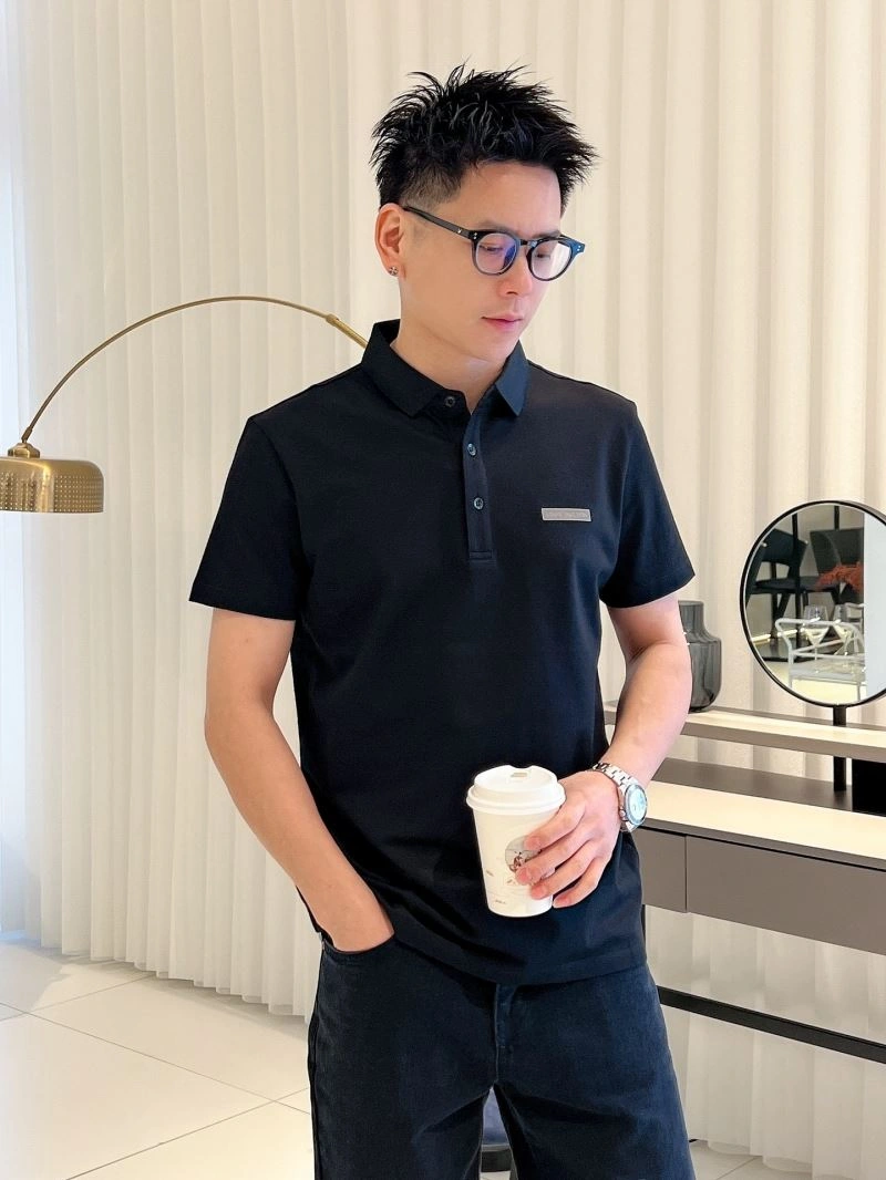 Premium Louis Vuitton T-Shirts 133656