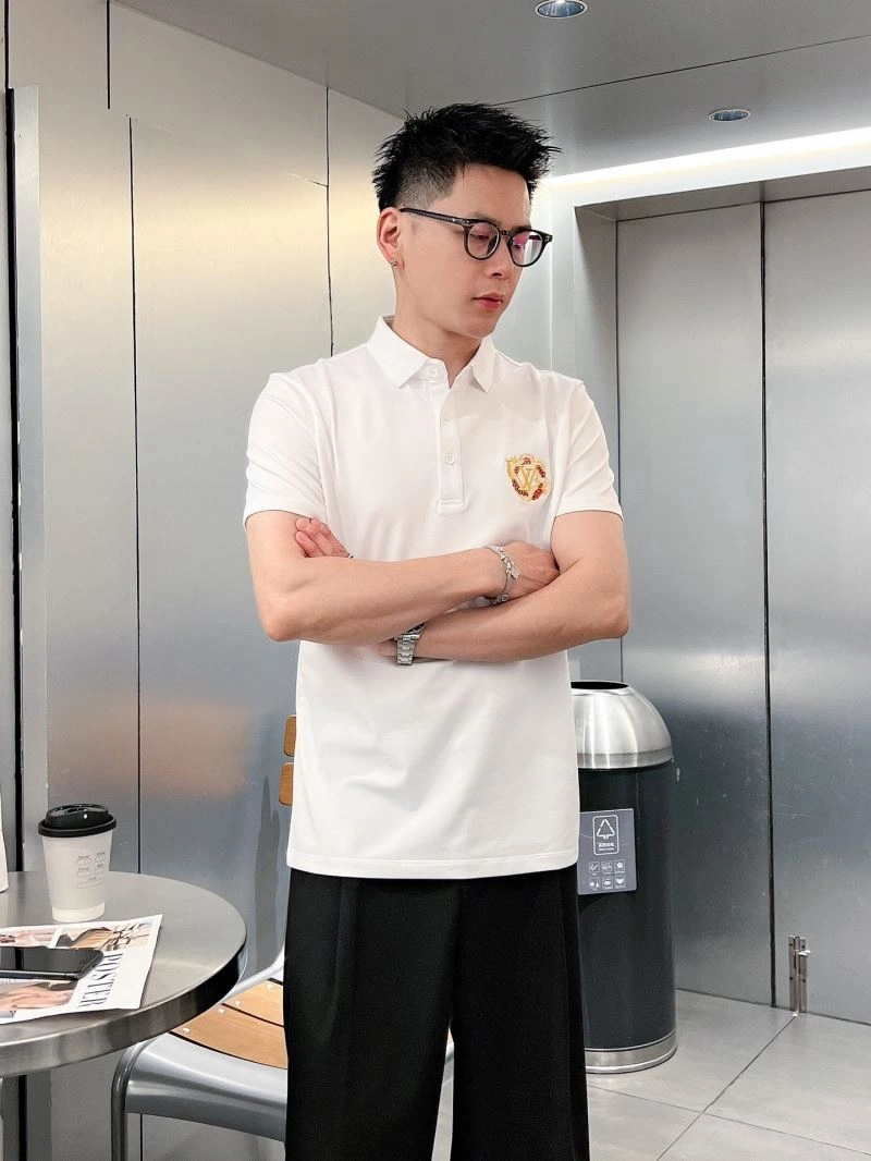 Seasonal Louis Vuitton T-Shirts 133660
