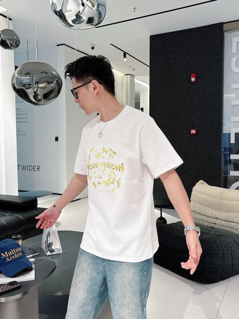 Louis Vuitton T-Shirts Popular 133667